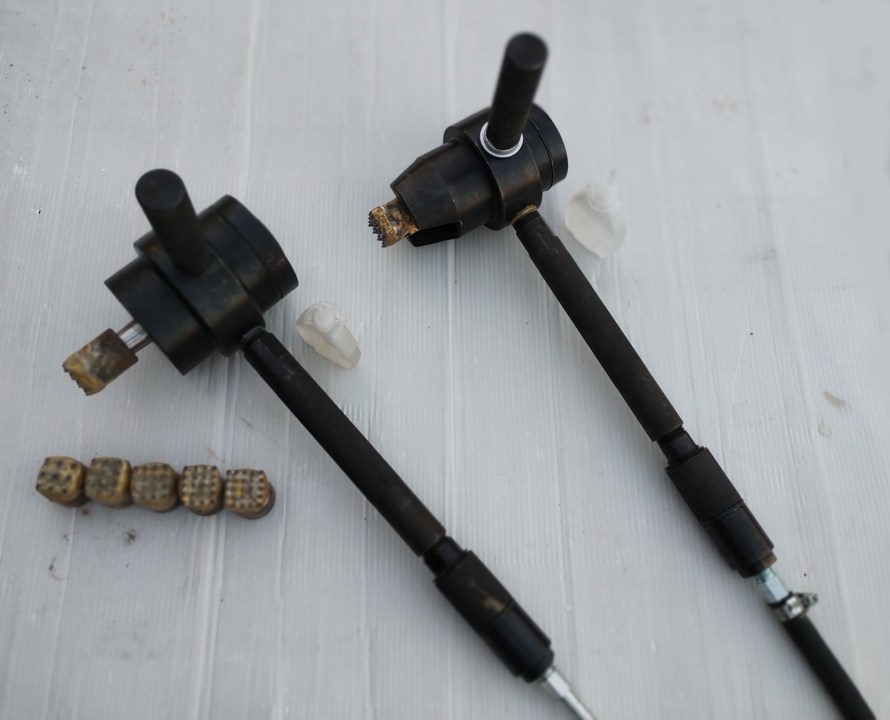 Pneumatic masonry bush hammers weighing 6 and 8 kg, with conical bushings, general view