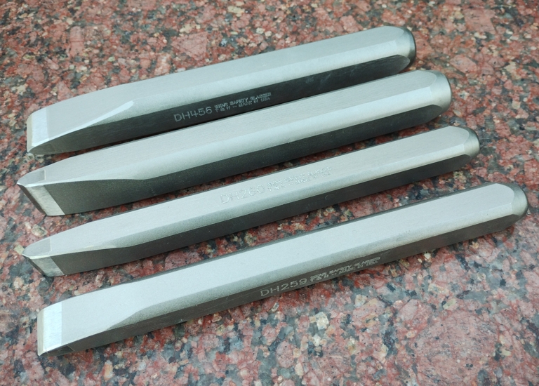 Carbide hand chisels for general rough work - real photo of the tools
