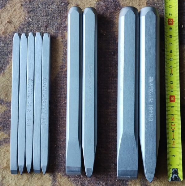 Carbide hand chisels for general rough work - three sizes