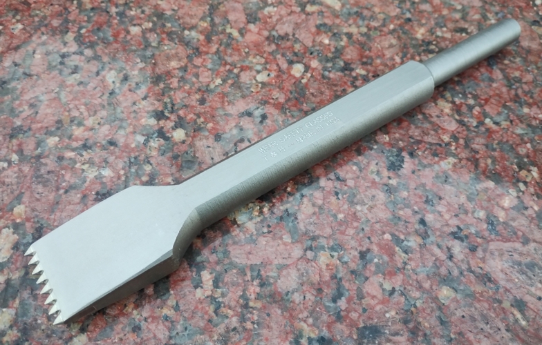 Carbide Serrated Marble Chisel - real photo of the tools