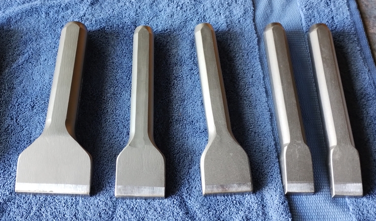 Carbide hand set for shaping contours on a flat surface with displaced head - real photo of the tools