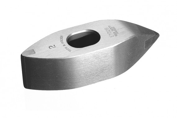 Hammer stinger with carbide tipped point on one side and vertical blade on the other side