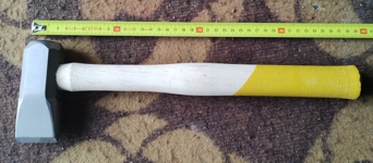 Powerful rock hammer with vertical carbide blade HSB2CT/V, general view