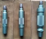 Pneumatic hammers type D - real photo of the tools