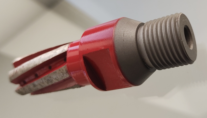 Палцев фрезер за обработка на плотове от гранит, диаметър 25 мм. Захващане 1/2. Изглед на захващането