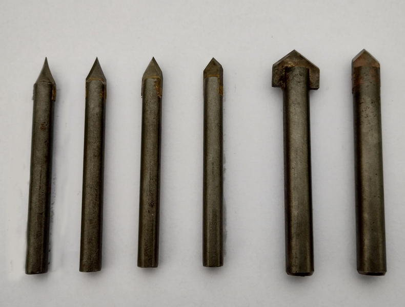 Фрезери с карбидна пластина, ъгъл при върха 30 градуса, опашка 6 мм