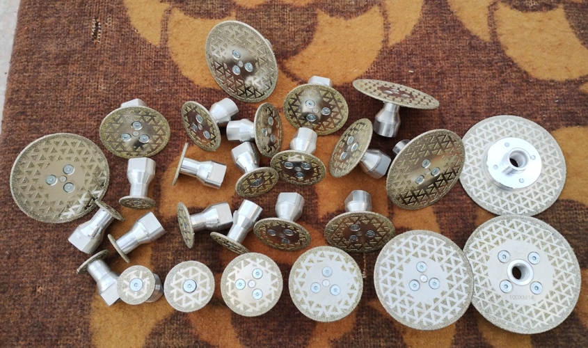 Мини диамантени дискове с фланец, диаметър от 30 до 100 мм, за рязане на мрамор