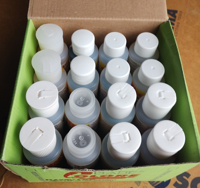 Тубички с оцветители 50 милилитра, различни цветове в кутия