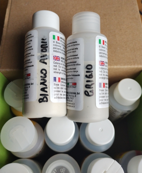 Тубички с оцветители 50 милилитра