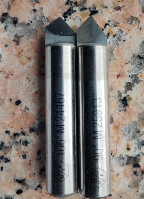 фрезери с карбидна пластина OMGF, ъгъл при върха 105 и 90 градуса