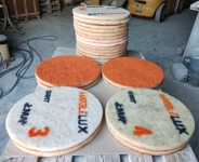 Диамантени абразиви и кечета с влакнеста структура за полиране на подове с диаметър 430 мм, различни номера