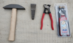 Инструменти за оформяне на парчета за мозайка, изглед от към дръжките