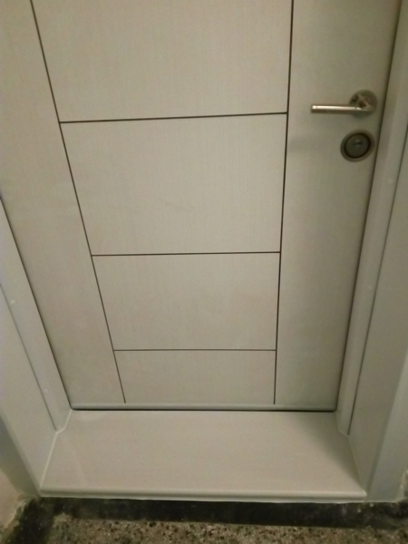 изглед отпред