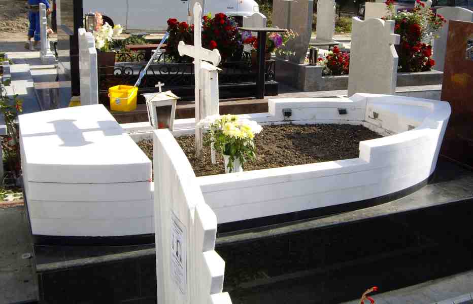 изглед отляво в процес на изработка