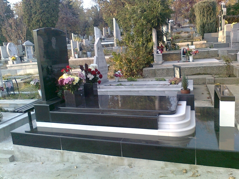 Друг изглед отстрани.